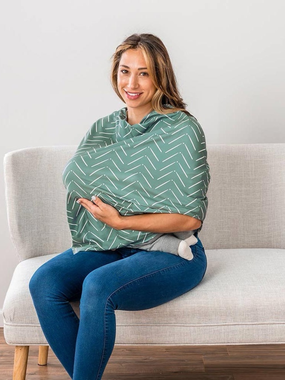 Itzy Ritzy nursing cover